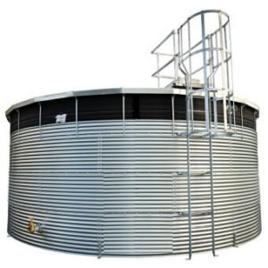 High capacity water tanks